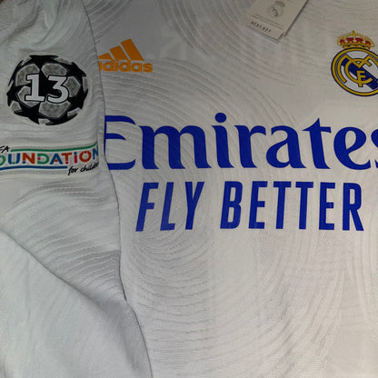 Real Madrid 21/22 Local #20 Vinicius L Player Version