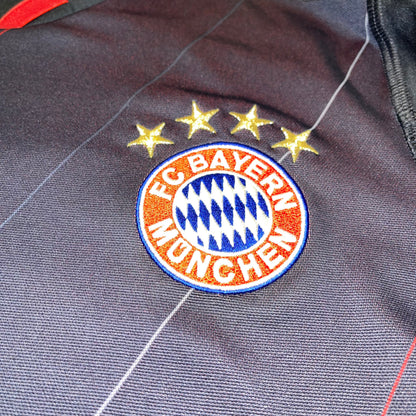 Bayern Munich 10/11 Alternativa #10 Robben S