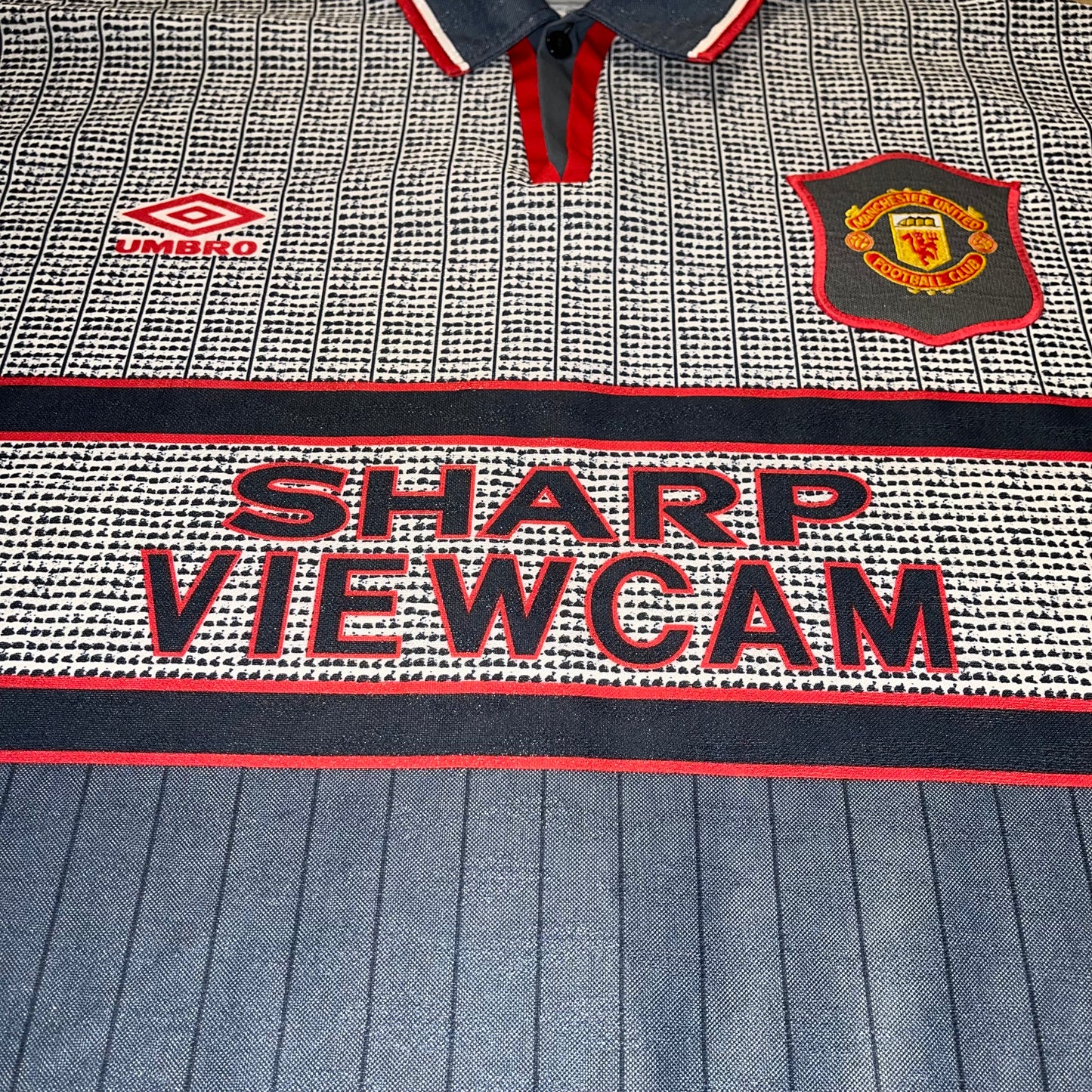 Manchester United 95/96 Visitante #7 Cantona L