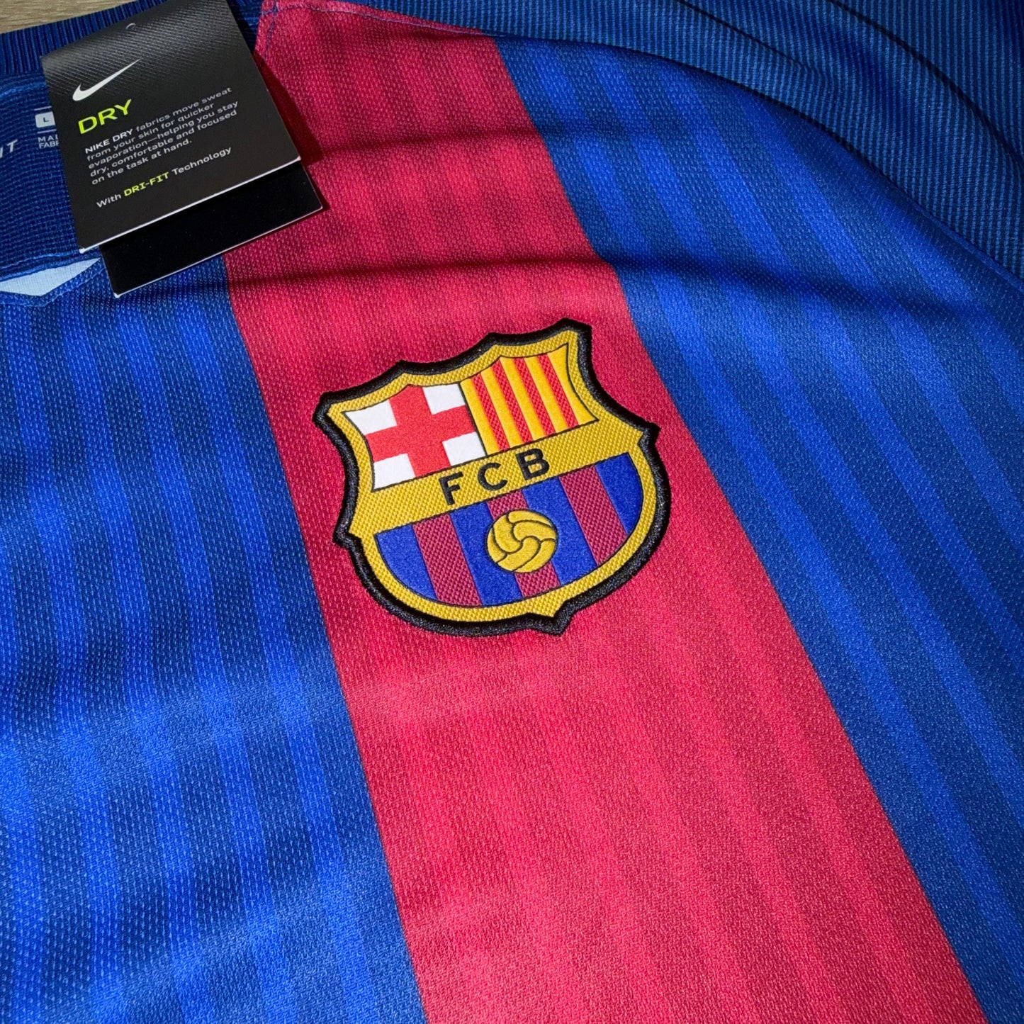 Barcelona 16/17 Local L