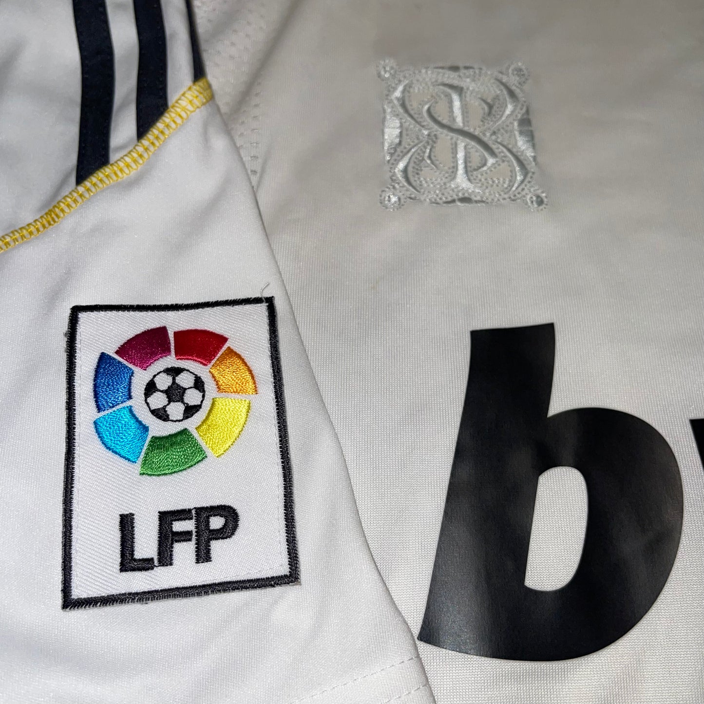 Real Madrid 09/10 Local #20 Higuain L
