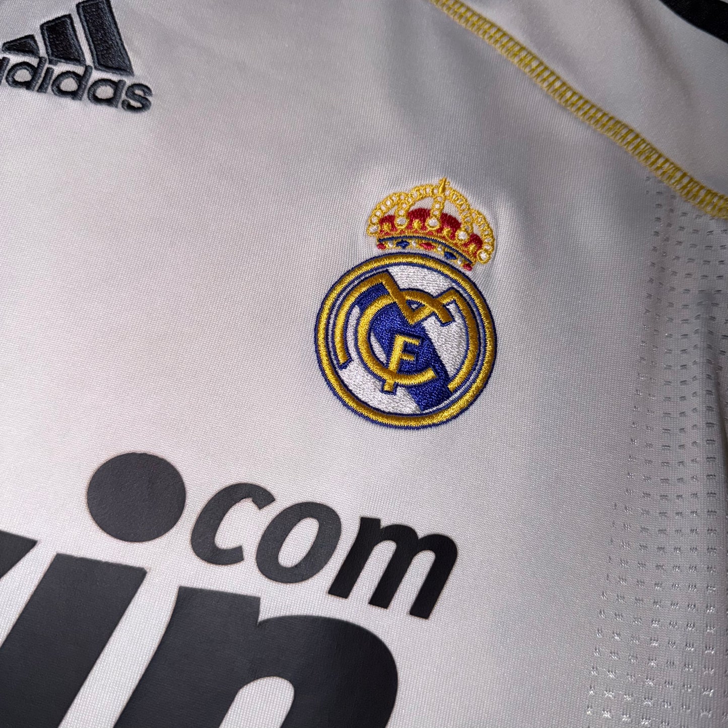 Real Madrid 09/10 Local #11 Benzema L