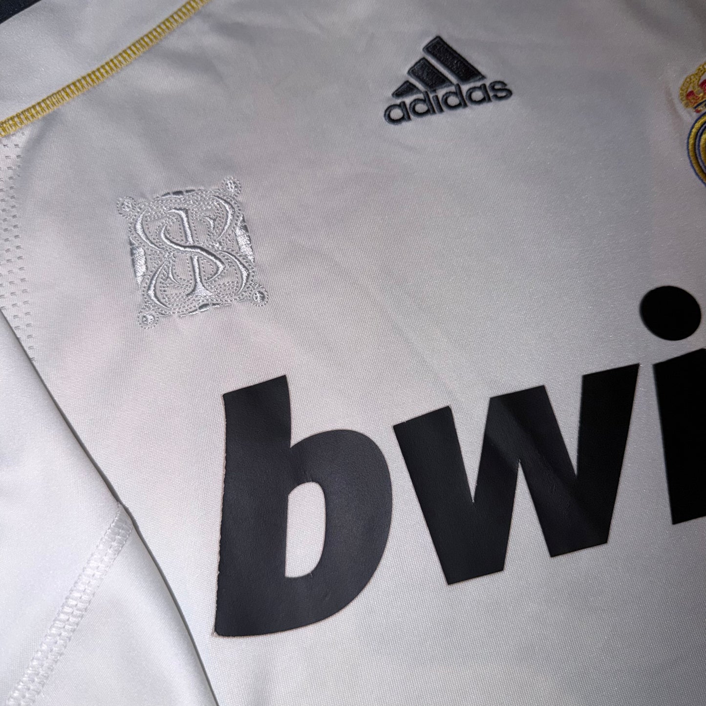 Real Madrid 09/10 Local #11 Benzema L