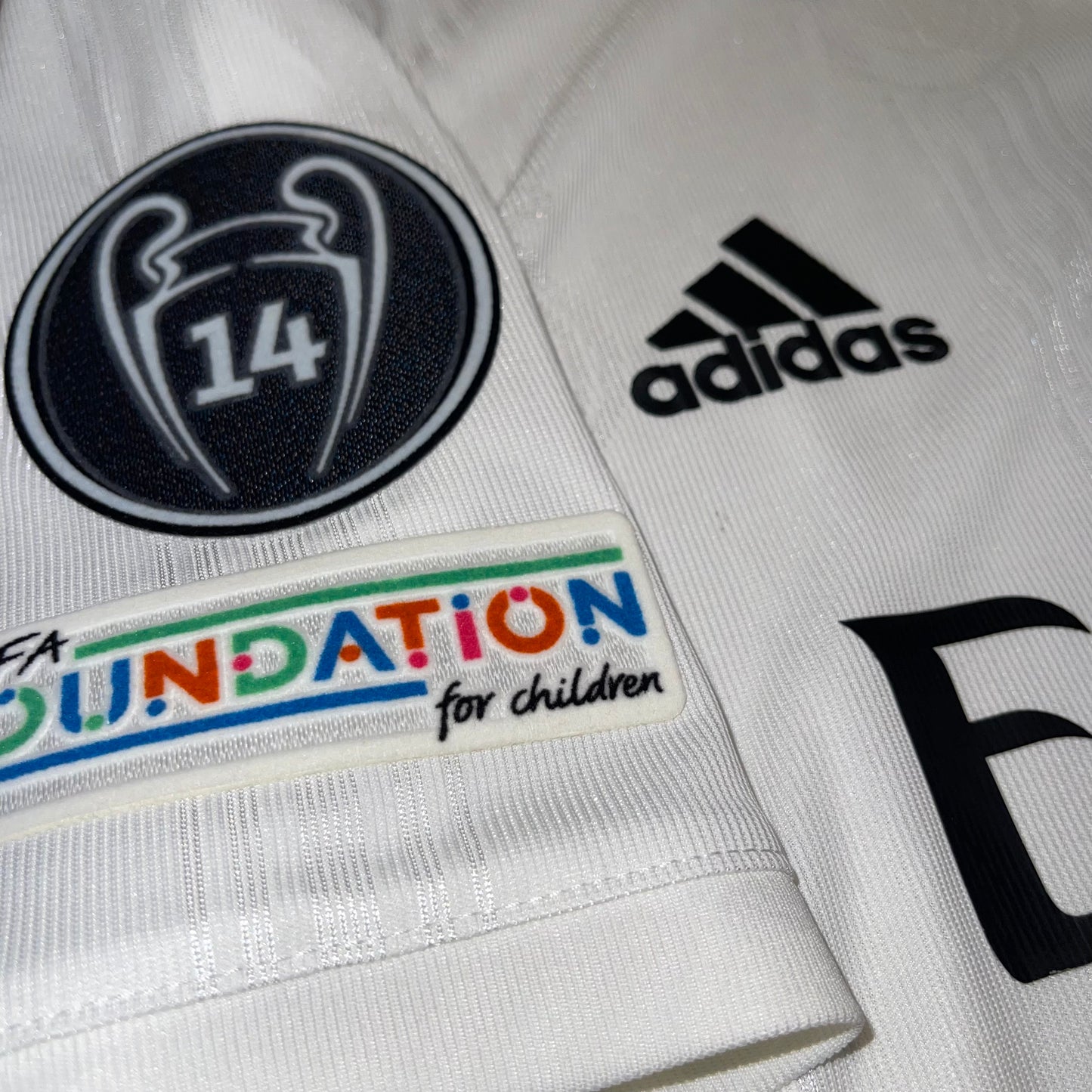 Real Madrid 22/23 Local Player Version M