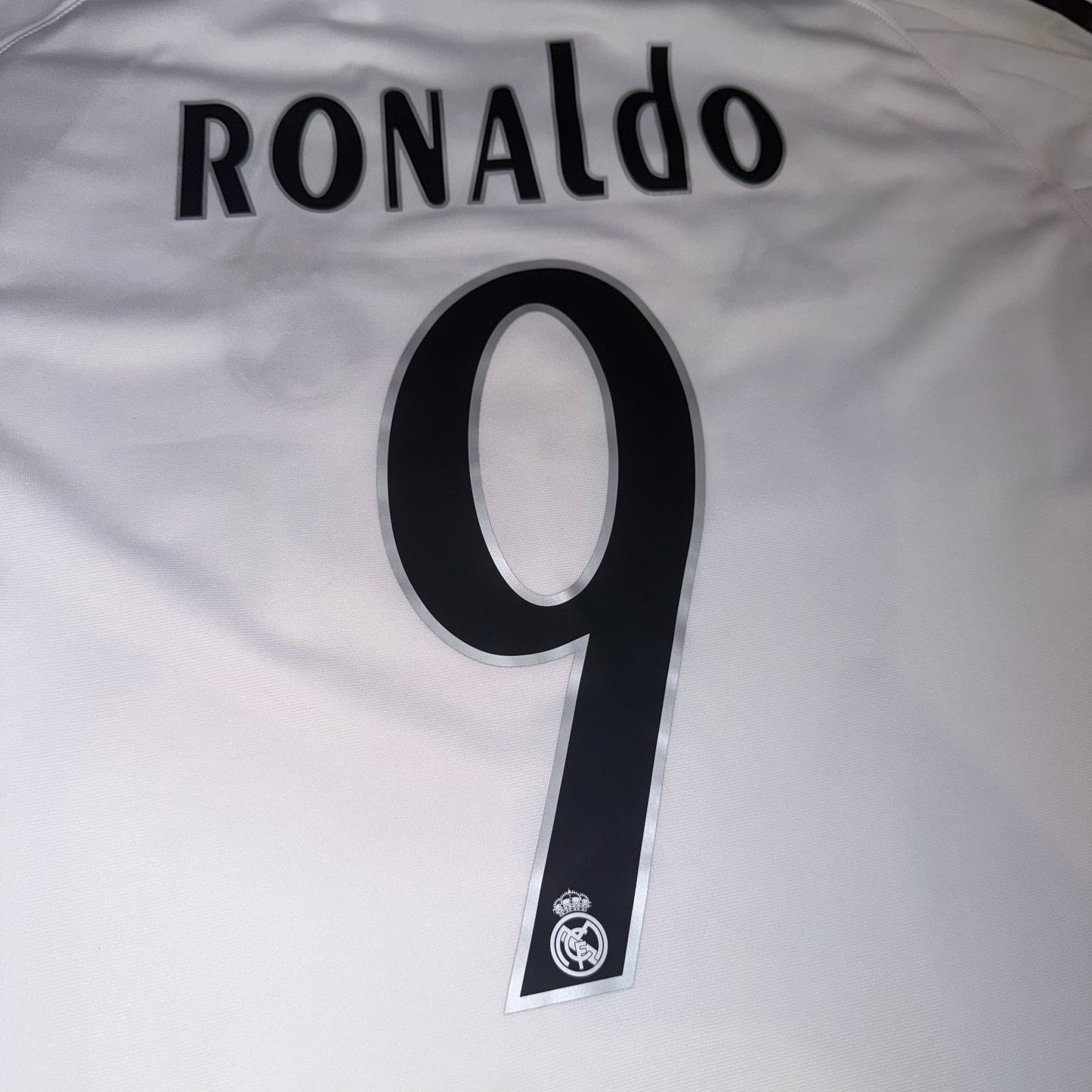 Real Madrid 05/06 Local #9 Ronaldo M