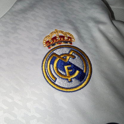 Real Madrid 24/25 Local #8 Valverde L