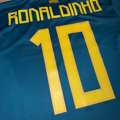 Brasil 2011 Visitante #10 Ronaldinho M