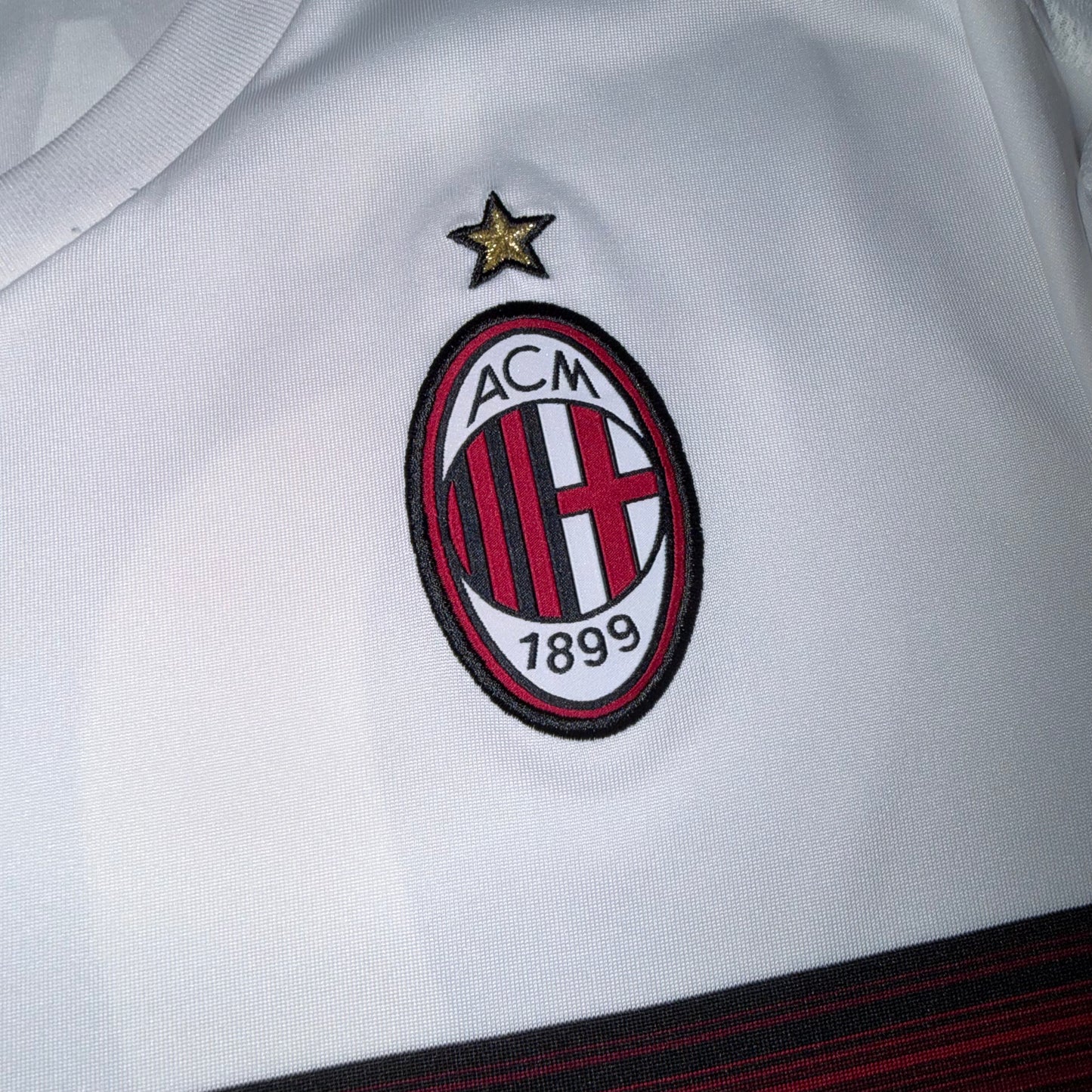 AC Milan 15/16 Visitante #22 Kaka M