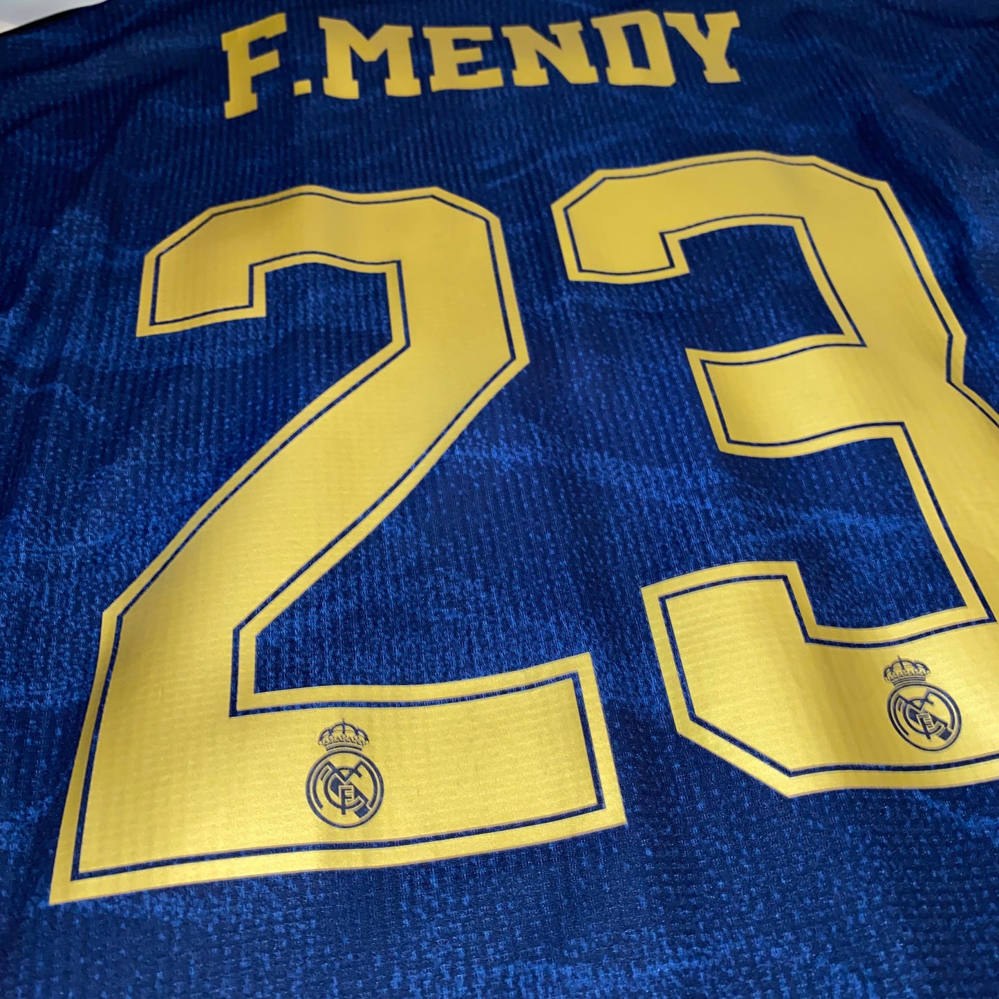 Real Madrid 19/20 visitante Player Version #23 Mendy M