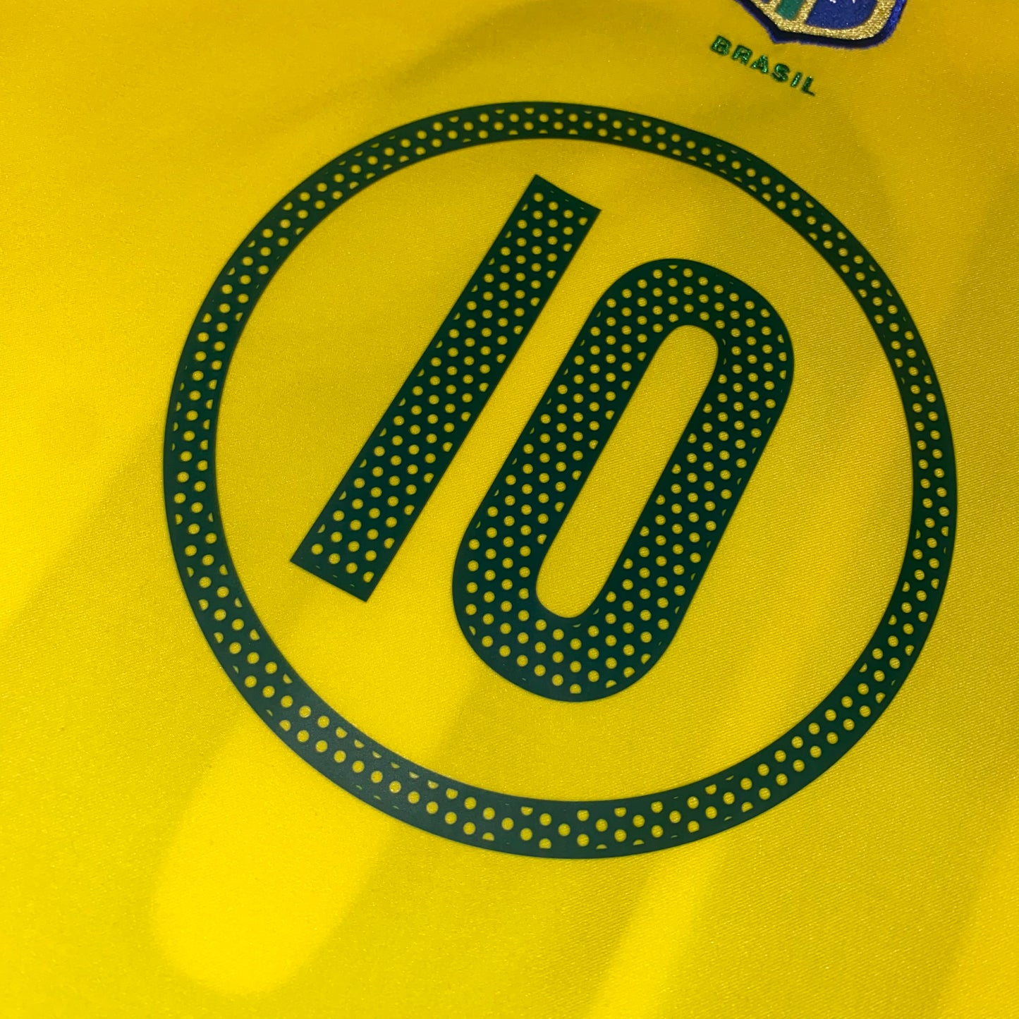 Brasil 2004 Local #10 Ronaldinho XL