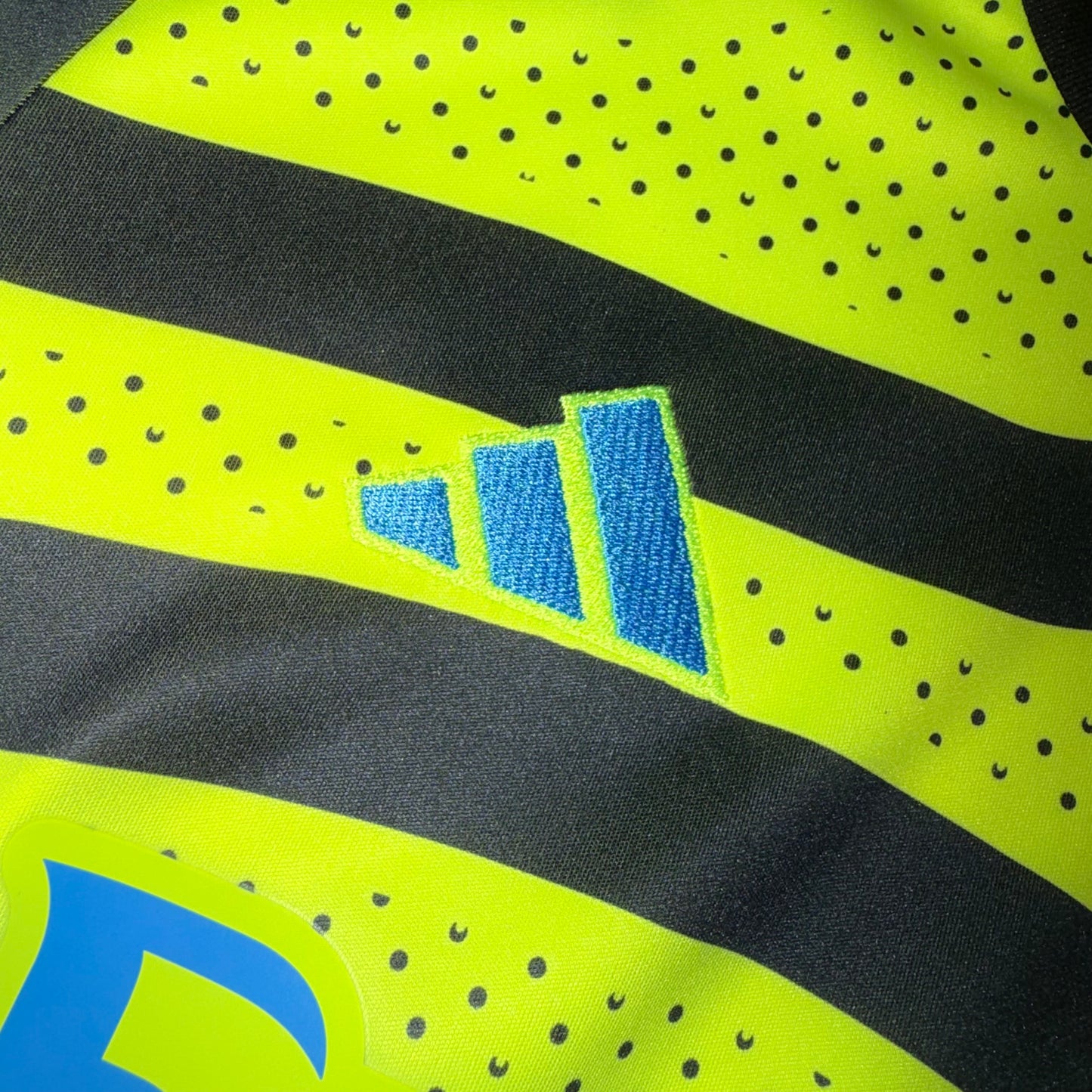 Arsenal 23/24 Visitante M