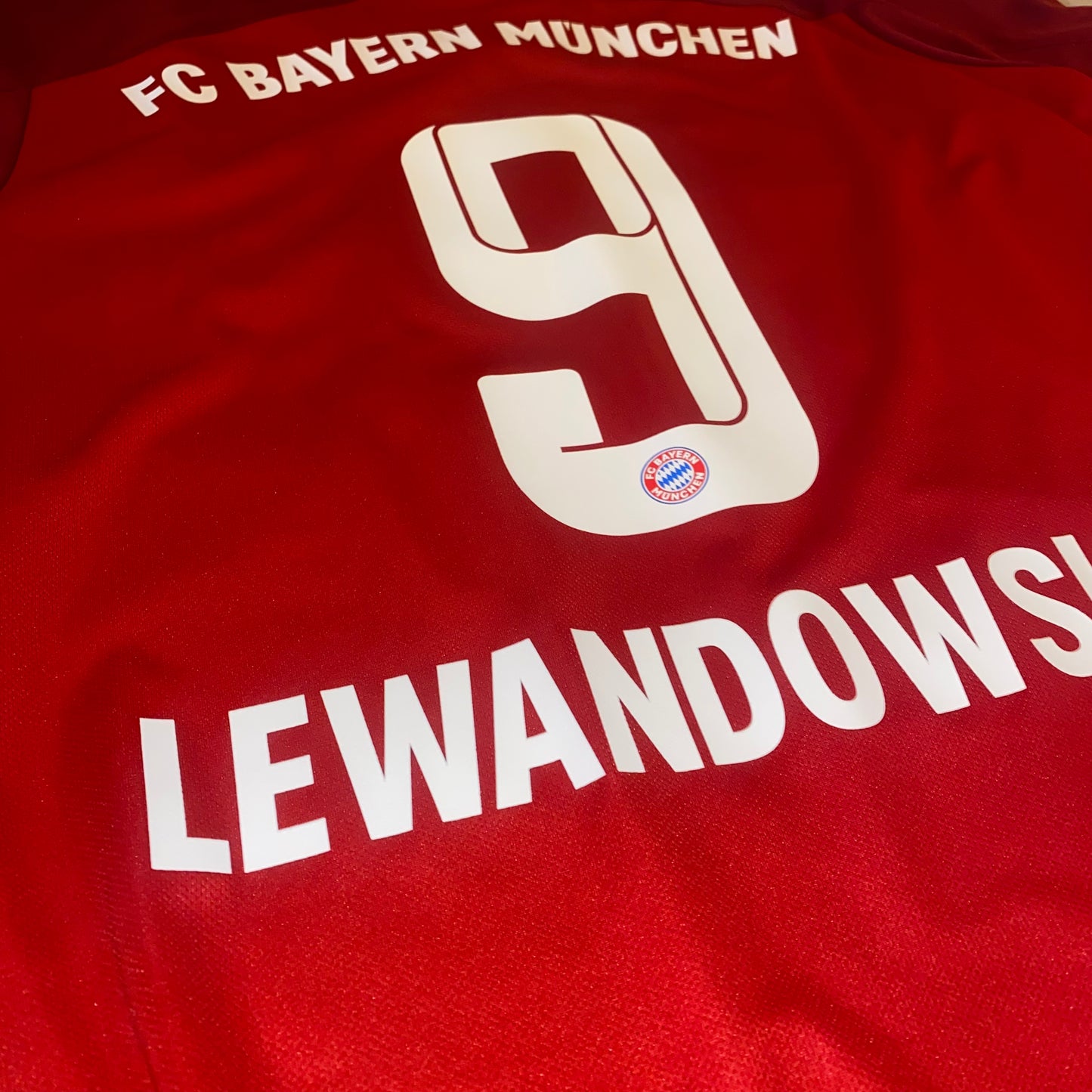 Bayern Munich 21/22 Local #9 Lewandowski L
