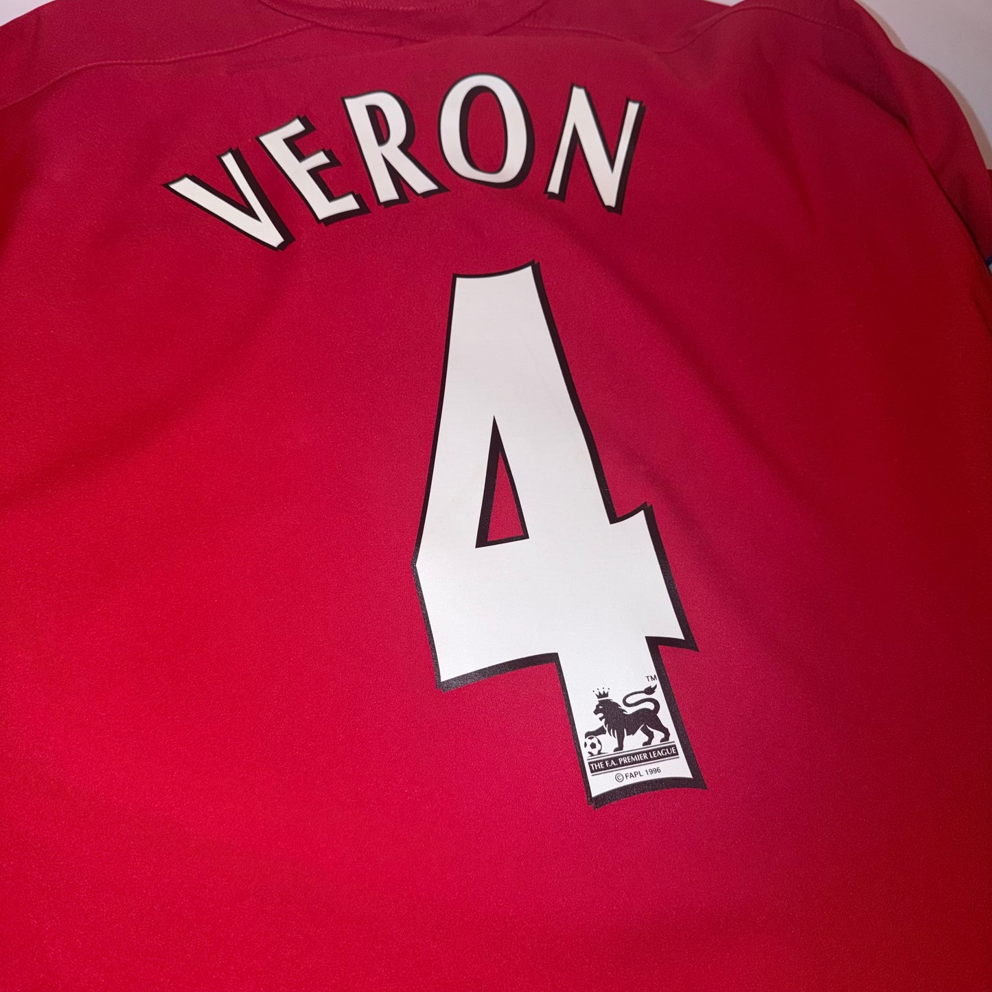 Manchester United 03/04 Local #4 Veron L
