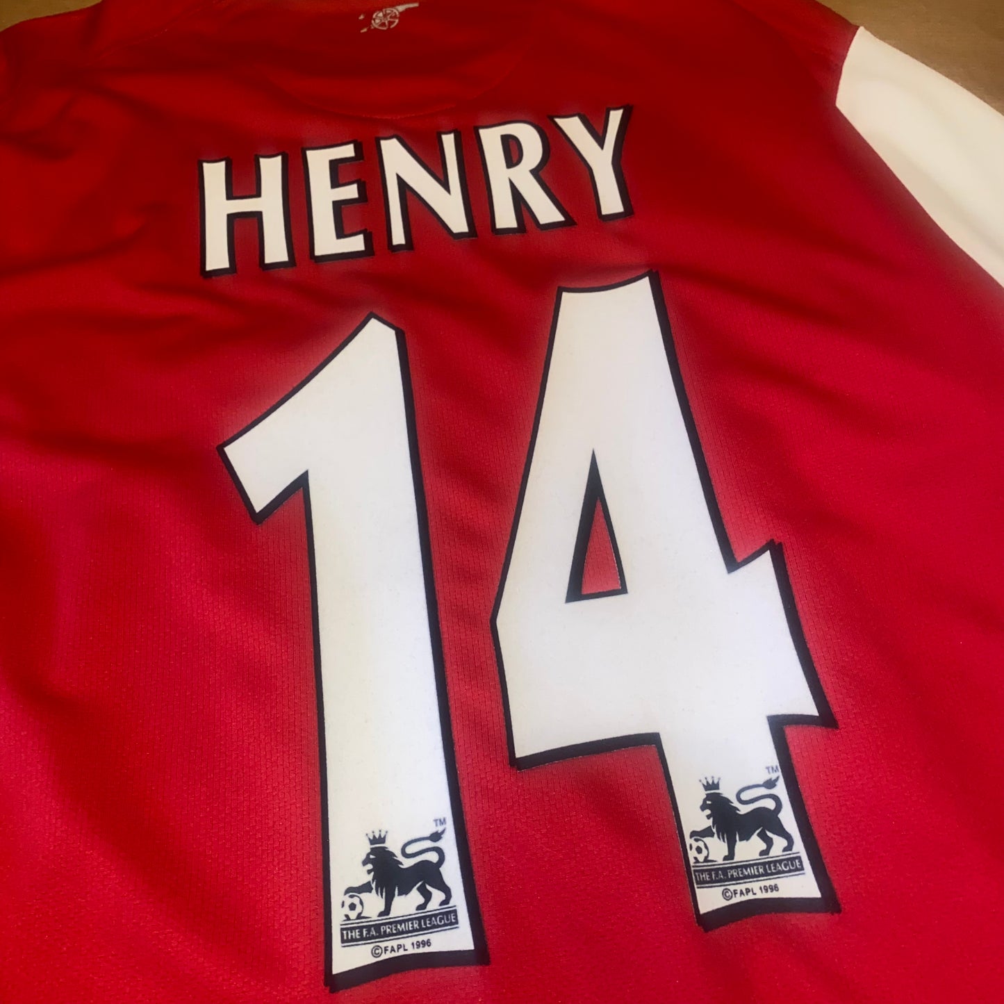 Arsenal 06/07 Local #14 Henry L