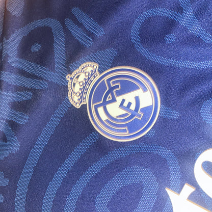 Real Madrid 21/22 Visitante Player Version M