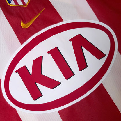 Atletico de Madrid 05/06 Local #17 Petrov L