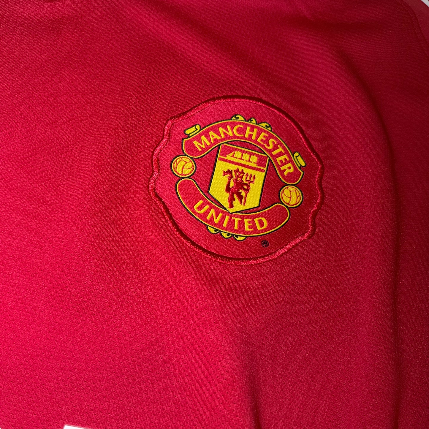 Manchester United 10/11 Local #17 Nani L