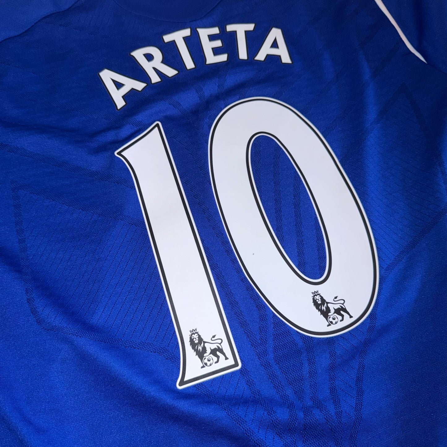 Everton 08/09 Local #10 Arteta L